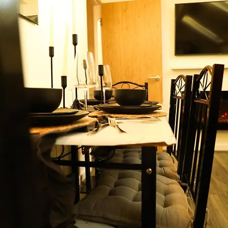 Апартаменты City Centre Retreat Walk To Shops & Dining, Contractors Welcome *